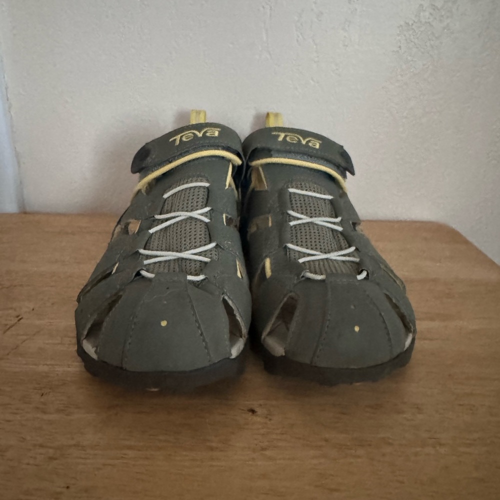 Teva Women's Gray and Yellow Sandals